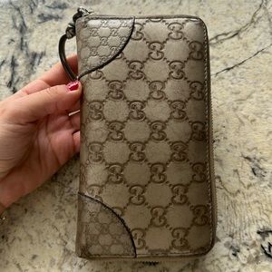 Authentic Gucci Wallet
